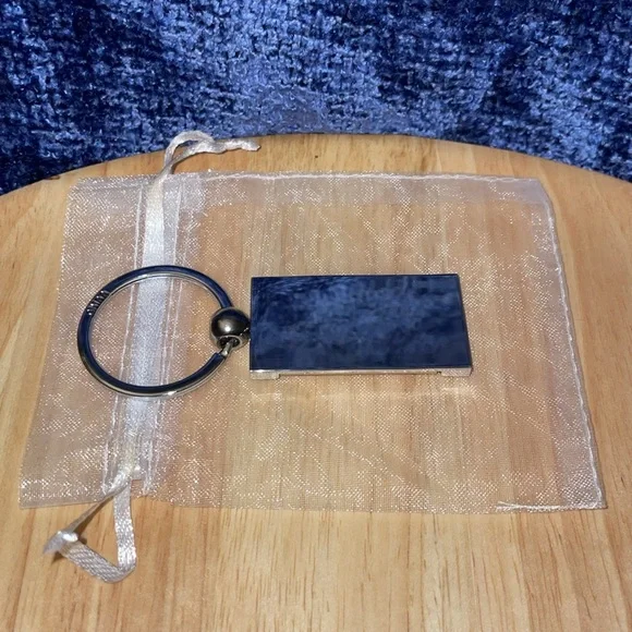 NIB Johnnie Walker Silver & Brown Keychain. - Picture 2 of 3